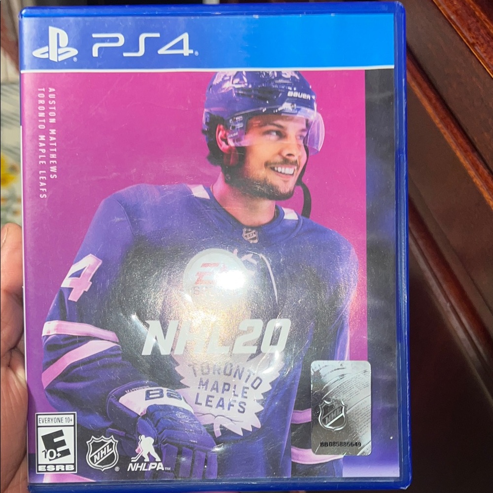 NHL 20 for PS4 - Blue and Pink Case